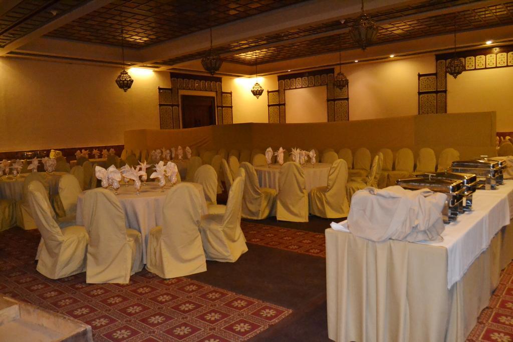 Faisalabad Serena Hotel Extérieur photo