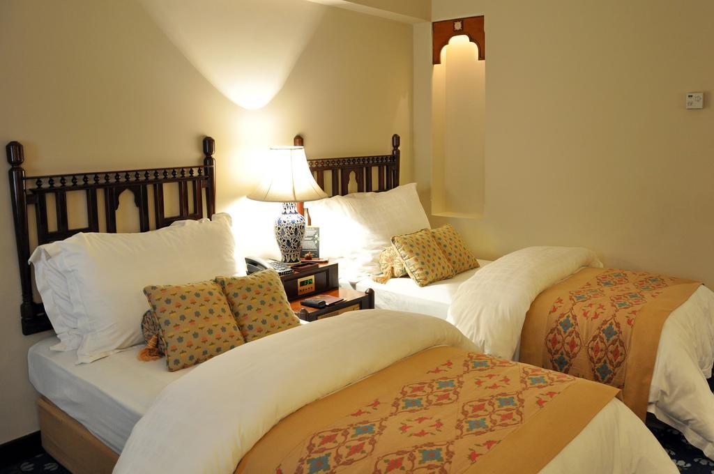 Faisalabad Serena Hotel Extérieur photo